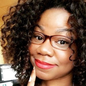 Meet your Posher, Exzavia